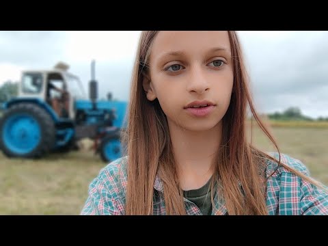 Видео: Тяжкий сінокос 2025