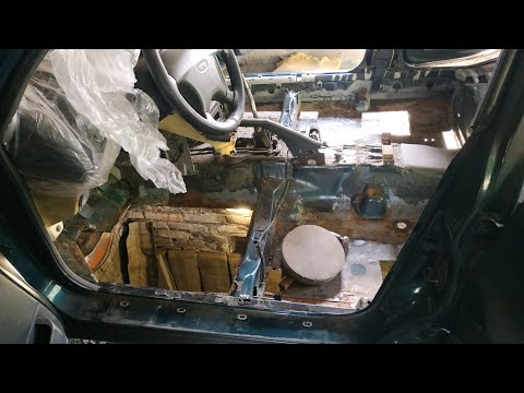 Видео: Подготовка до сварочных работ Митсубиси Галант 7 1995 года  4G93