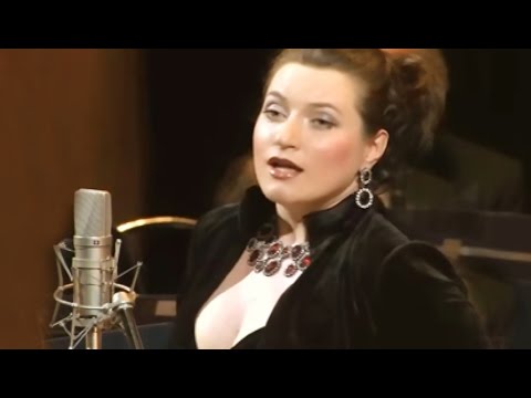 Видео: ЗА ДАЛЬНЕЮ ОКОЛИЦЕЙ - Ирина КРУТОВА, Ансамбль Дмитрия Дмитриенко