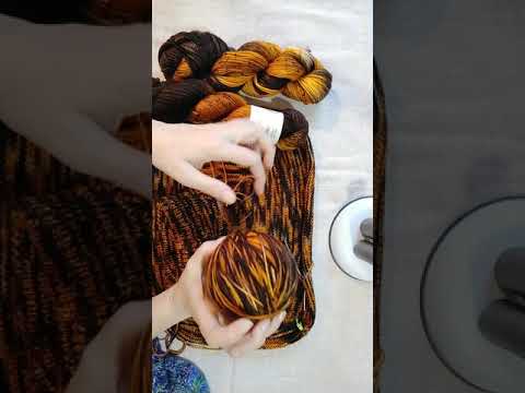 Видео: Пряжа Gazzal Unicorn - мои впечатления. Часть 3. Водолазка из Gazzal Unicorn. цвет 1339.