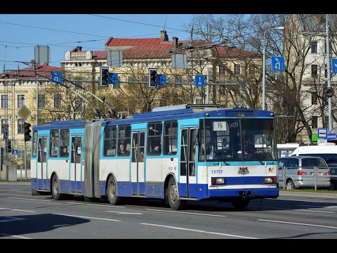 Видео: Рижский старый троллейбусе Škoda  14 tr/15tr   с 1982 до 2016 .года  .(первая часть)