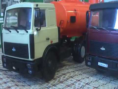 Видео: МАЗ-5432 с полуприцепом НЕФАЗ-96742 наливник топлива обзор 1:43