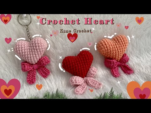 Видео: ВЯЗАНАЯ ВАЛЕНТИНА КРЮЧКОМ 💖 Урок по вязанию крючком сердечек и банта 🎀 Брелок для ключей крючком