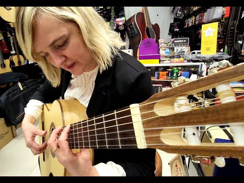 Видео: Не покупайте классическую гитару, пока не посмотрите это видео