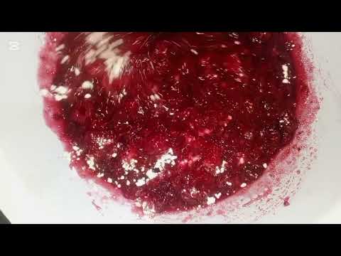 Видео: Обычный рецепт повторить легко #рецепты #малиновський #малина 