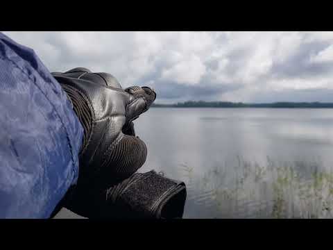 Видео: Никулинское озеро и деревня Большое Никулино. Хожу на моторке по озеру. Вспоминаю ралли Суворов.