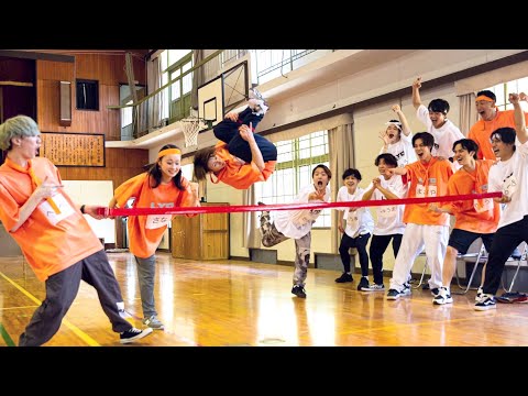 Видео: Спортивные соревнования японских артистов