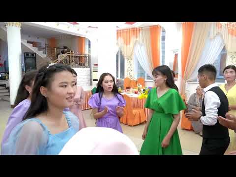 Видео: Дыйкан орто мектеби Выпускной бал 2