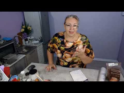 Видео: 🍁 Осенний хит! Авторский бисквитный рулет "Крепкий орешек" - просто тает во рту! 🌰