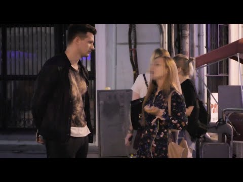 Видео: Легкое знакомство в центре Москвы