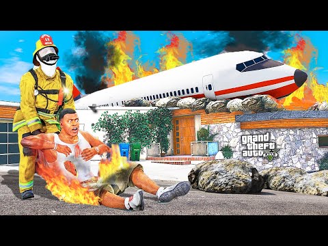 Видео: САМОЛЁТ УПАЛ на ДОМ ФРАНКЛИНА! СПАСАЕМ ЕГО! ► GTA 5 (Моды ГТА 5)