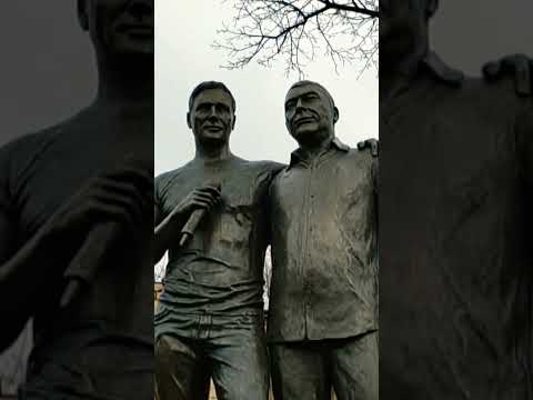 Видео: новости: 31 октября 2025 года памятник Юры Шатунова и Кузнецова, первые посетители #юрашатунов