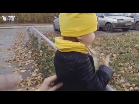 Видео: Vlog: кормим голубей, гуляем по аллее, идем в детский магазин, спим в коляске