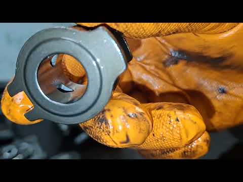 Видео: Северодвинск ремонт ТНВД Pajero 3 дизель 3,2 Did VRZ Zexel me 190711 me 204338 me 204195