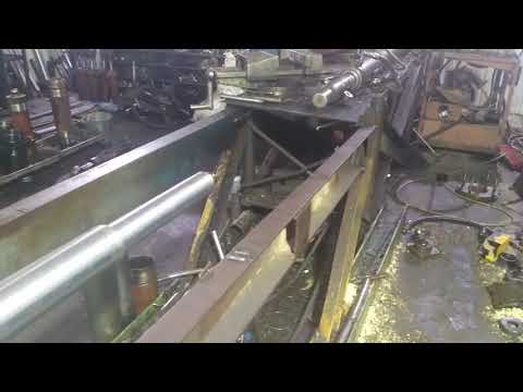 Видео: Димасик испытывает телескопический гидроцилиндр 2птс9, 2птс4, 1птс9 на стенде