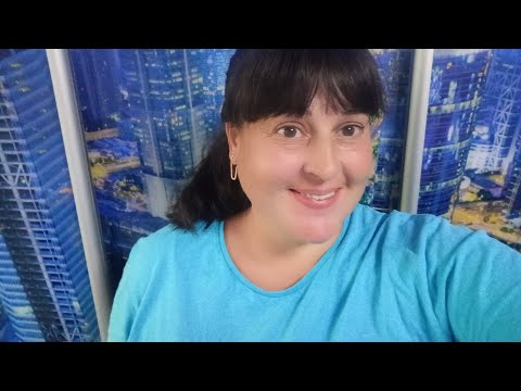 Видео: Дощ не дає на дворі працювати...