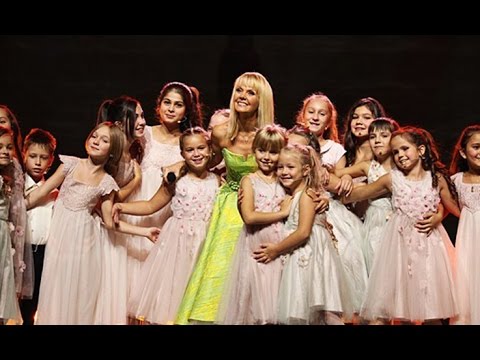 Видео: Валерия - Мы вместе. Kinder МУЗ Awards
