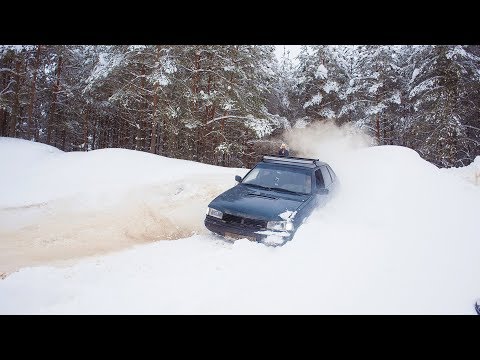 Видео: Злой ТУРБО МОСКВИЧ РВЁТ внедорожники и стериотипы, Ока 4х4 помогает! Безумные ТАЗы