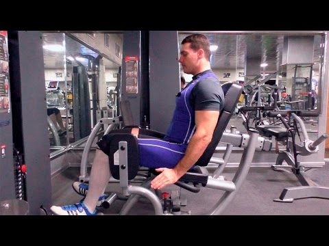 Видео: Разведение ног в тренажёре: техника и нюансы