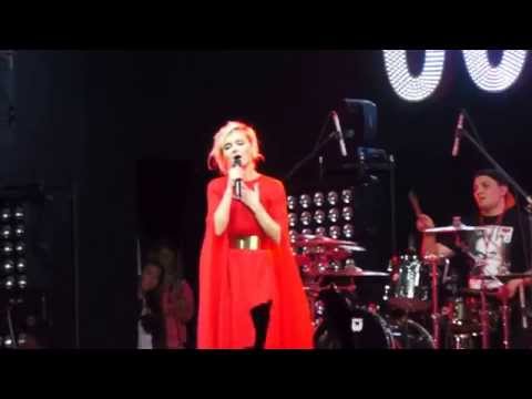 Видео: 20 лет Cosmopolitan - Полина Гагарина 5 - Я тебя не прощу никогда