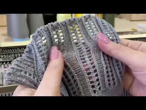 Видео: Ажурная резинка на вязальной машине