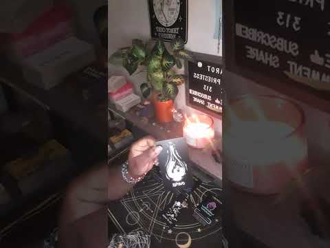 Видео: Скорпион ♏ Кто-то пытается передать вам сообщения через музыку… Вам нужно это услышать 🎵👀