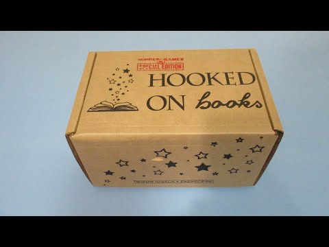 Видео: Книжный бокс Hooked on books: спецвыпуск по циклу Голодные игры
