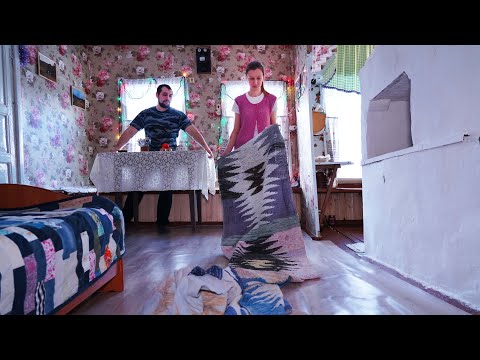 Видео: ЖИЗНЬ В УРАЛЬСКОЙ ДЕРЕВНЕ | КОНЕЦ ЯНВАРЯ | СОБИРАЮ ЯЩИК ДЛЯ ПЕРЕВОЗКИ ЖИВОТНЫХ | КАТОК НА РЕКЕ