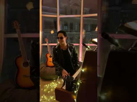 Видео: Онлайн-концерт MELOVIN'a 18.03.2020