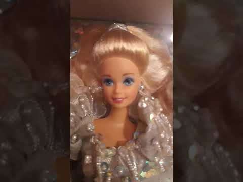 Видео: Обзор Barbie Happy Holidays 1991, 1992, 1994 и 1995годов.