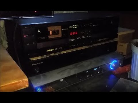 Видео: Ремонт магнитофона "ВЕГА МП-122С"