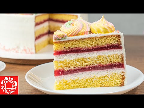 Видео: Как приготовить вкусный торт? Бисквитный торт с малиной и сметанным кремом