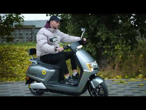 Видео: 110км на ОДНОМУ ЗАРЯДІ Електроскутер SUNRA K3 2300 Вт