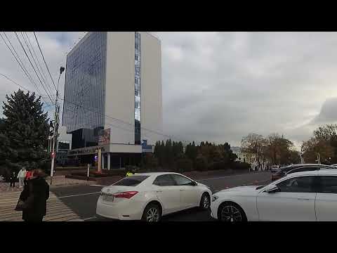 Видео: Прогулка по центру Ставрополя. Устанавливают ледовый каток на площади Ленина...убрали дельфина.
