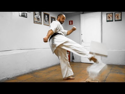 Видео: Как набить ноги чтобы ломать бетон / Лучшие упражнения для набивки