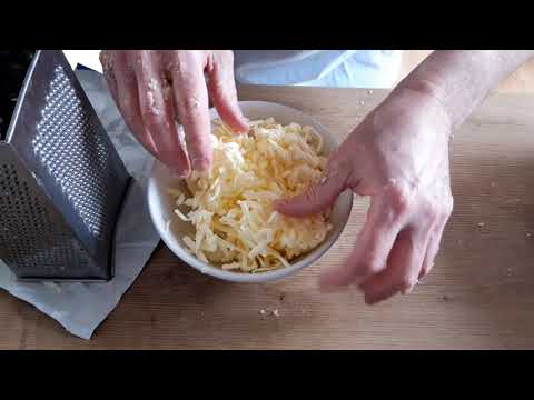 Видео: Песочное тесто  для сдобных и не сладких пирогов  - пошагово