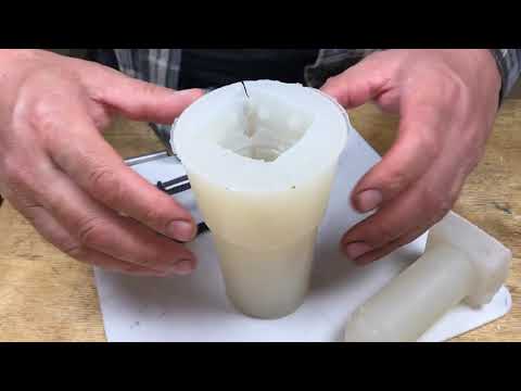 Видео: Заливочная силиконовая форма со стержнем.  Silicone casting mold with a rod