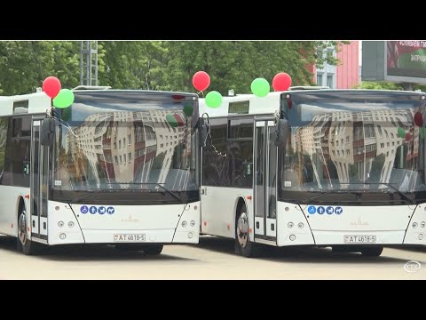 Видео: В День Независимости в Солигорске вышли на линию пять новых автобусов