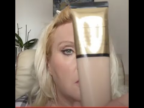 Видео: Тональный крем  Estee Lauder FUTURIST Hydra Rescue