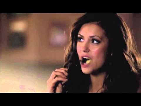 Видео: Кэролайн, Кэтрин, Елена, Ребекка и Бонни - Она сумасшедшая