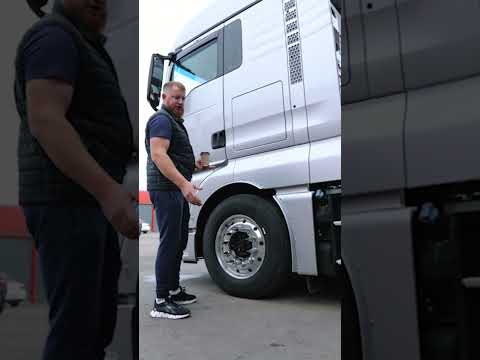 Видео: Новая жизнь старого друга или ремонт тягача MAN  Опыт @vklogistik