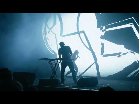 Видео: АИГЕЛ — Плохой (live @ RED club 30.10.2019)