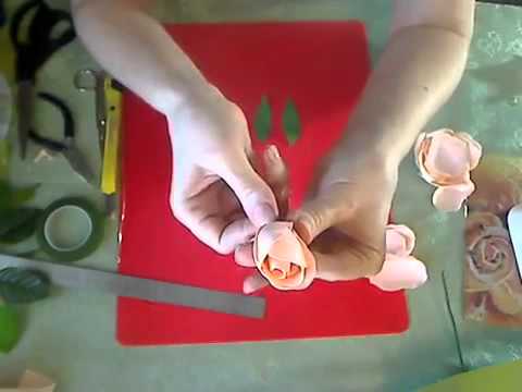 Видео: Великолепная роза из фоамирана за 25 минут