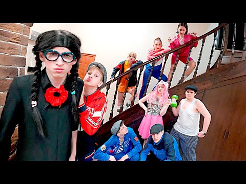 Видео: ЛЮБОВЬ НА РАЙОНЕ || ПАЦАНЧИКИ НА РАЙОНЧИКЕ #1