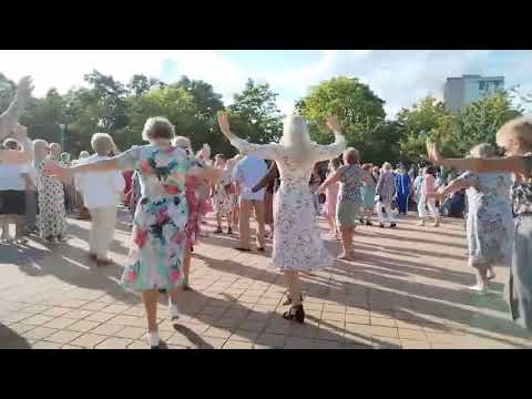 Видео: Танцующий Солигорск