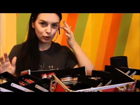 Видео: "Все, что мне надо" или "Барахло визажиста"