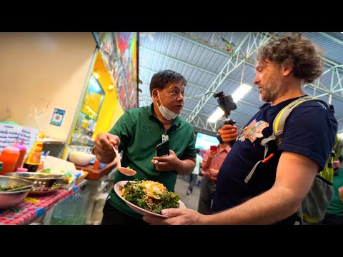Видео: обед с местными тайскими офисными работниками