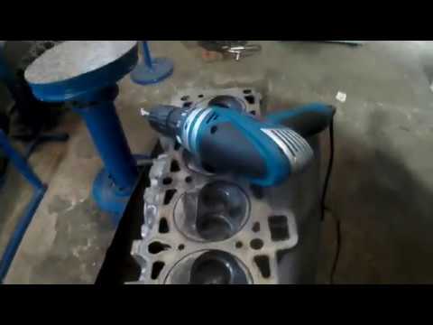 Видео: Ремонт и доработка ГБЦ ВАЗ 21083.Чсть 5.Доработка камеры сгорания,демонтаж седел клапанов