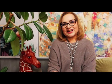 Видео: НОВЫЕ ОЧКИ Мои парфюмы ПОМАДЫ БЛОГЕРА Кого смотрю Что вяжу Самая дорогая шерсть в мире - не кашемир!