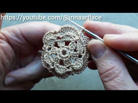 Видео: Ай, КАКОЙ!🌼 Объемный цветок крючком. Вяжем вместе.
